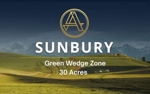 Exceptional Land-Banking and Lifestyle Opportunity in Thriving Sunbury